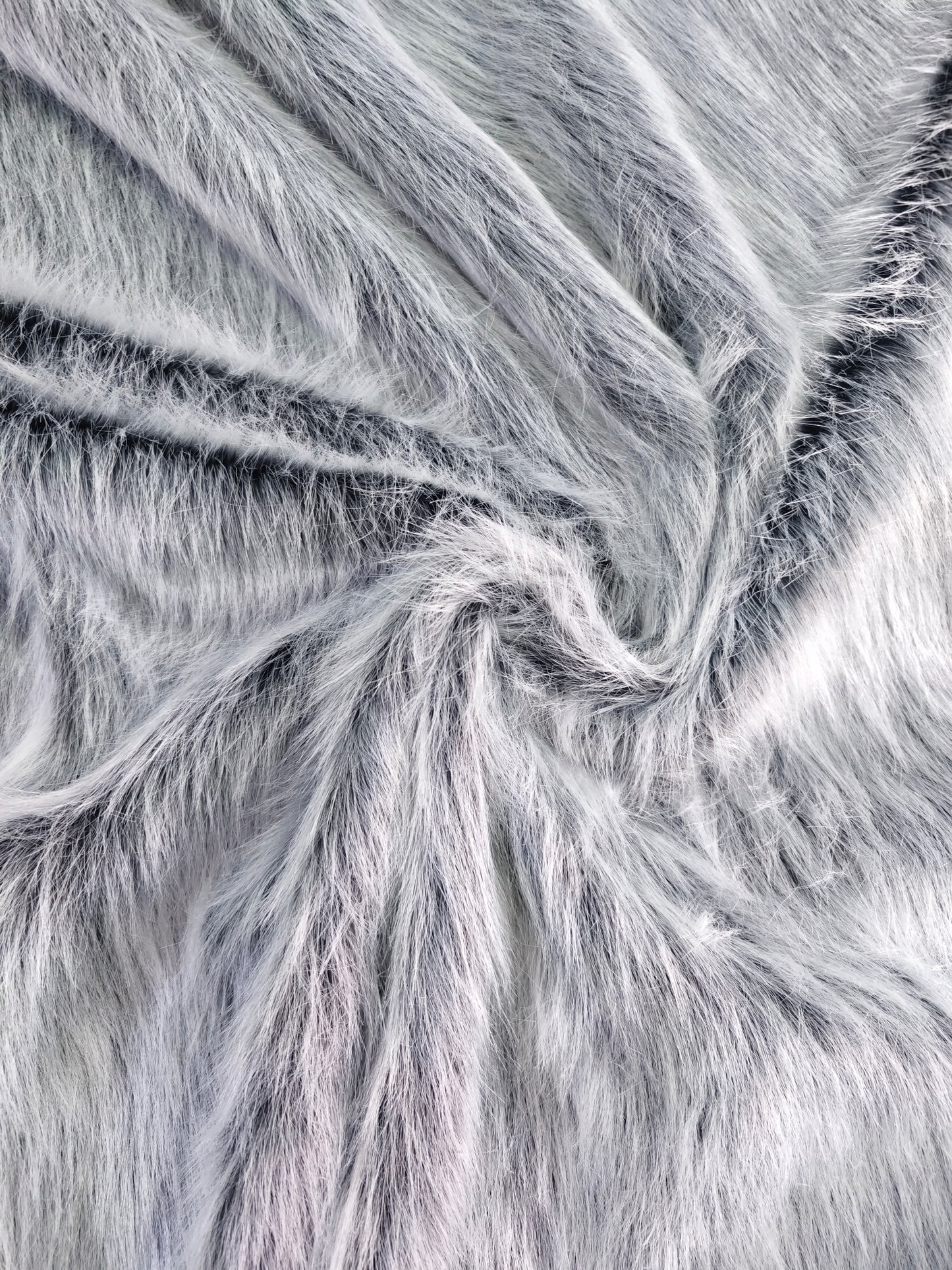 Mink Lobo Canoso x Metro Ref. 11322